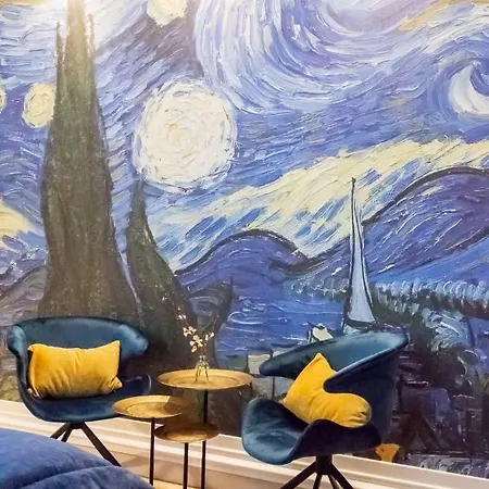 Des Iris Hotel