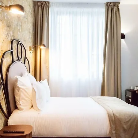 Hotel Des Iris 4*