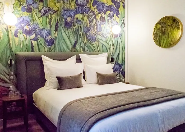 Des Iris 3* オーヴェル・シュル・オワーズ