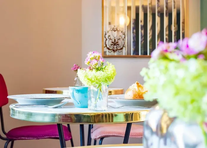 Des Iris ホテル 3*